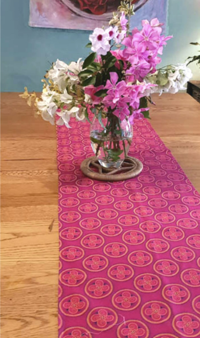 Table Runner - Pink Twirl